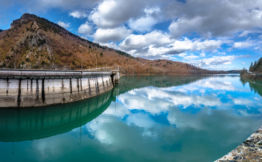 5 Λίμνες της Ελλάδας που Αξίζει να Επισκεφθείτε.