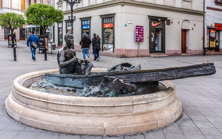 ΓΚΙΟΥΡ ΟΥΓΓΑΡΙΑ ΓΚΙΟΥΡ ΟΥΓΓΑΡΙΑ