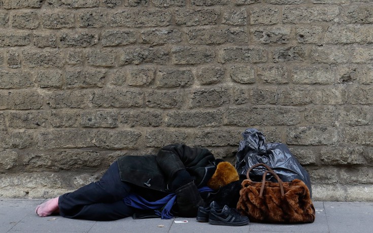 Οι άστεγοι απομακρύνθηκαν από το Βατικανό για… λόγους ασφαλείας