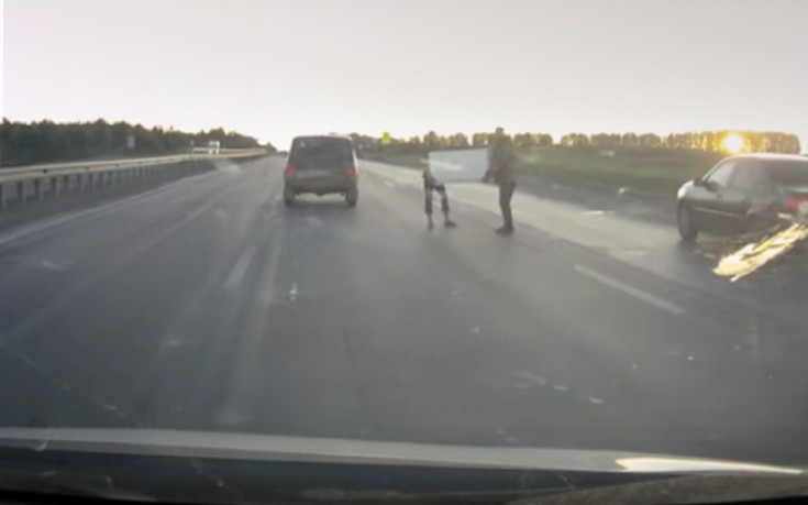 Τέτοια μεταφορά ψυγείου μόνο στη Ρωσία