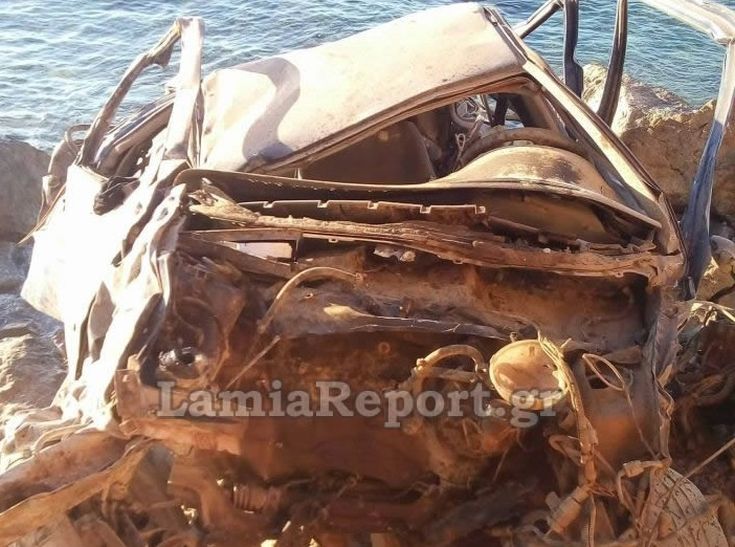 Συγκλονιστικές εικόνες από το αυτοκίνητο της 42χρονης που έπεσε σε γκρεμό στη Φωκίδα
