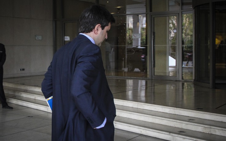 Γιατί γκρίνιαξαν οι δανειστές στις συναντήσεις με τον Χουλιαράκη