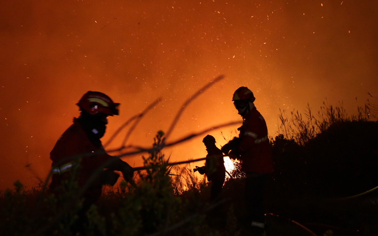 Βρέφος ενός μόλις μήνα μεταξύ των 32 νεκρών στην Πορτογαλία