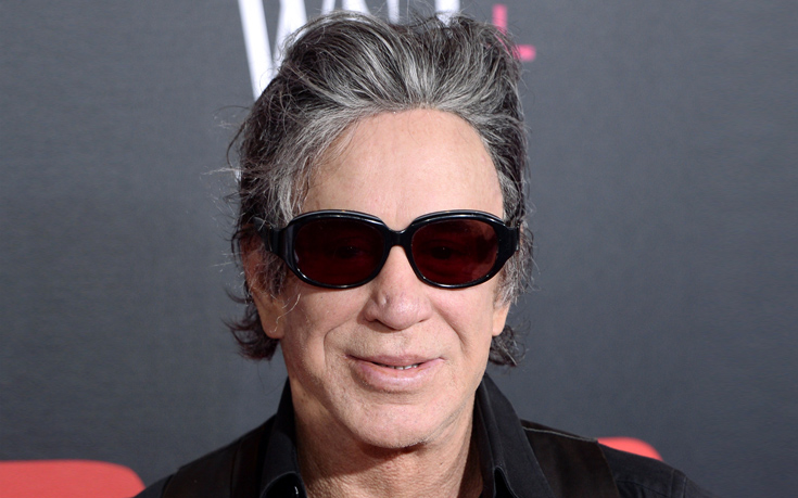 Η selfie του Μίκι Ρουρκ με τον χειρουργό του αμέσως μετά την πλαστική