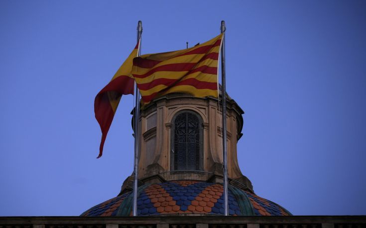 «Ξεμύτισαν» οι αυτονομιστές στην Καταλονία