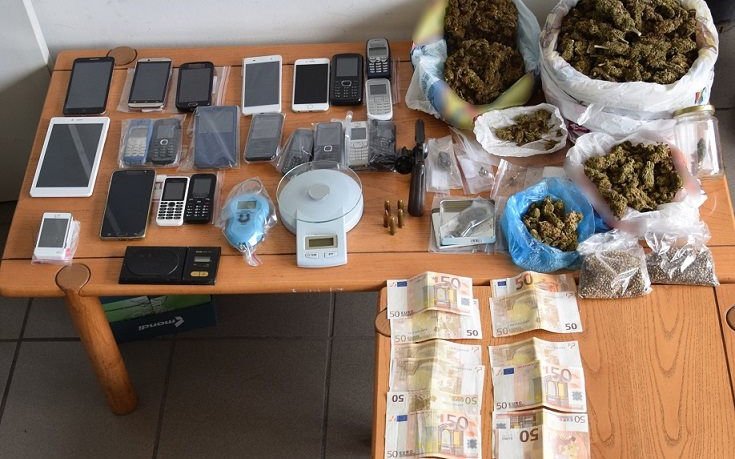 Εξαρθρώθηκαν δυο συμμορίες που διακινούσαν ναρκωτικά στην Πελοπόννησο