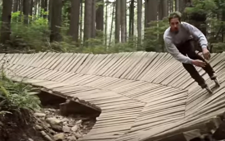 Έχει κάνει τα ρόλερ δεύτερα πόδια του