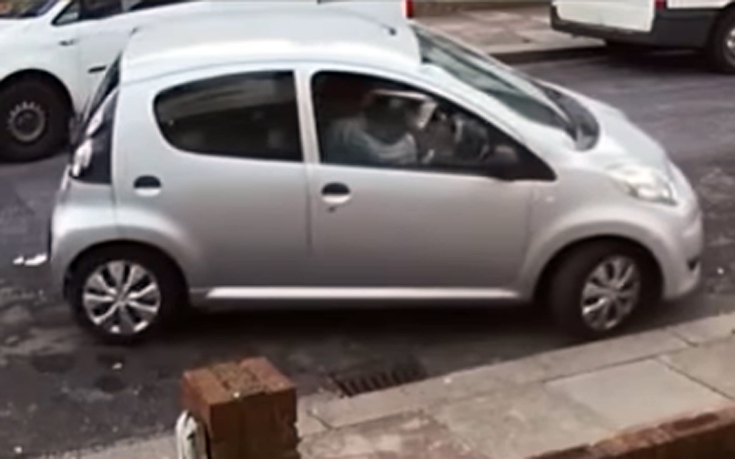 Χωρούσε να παρκάρει μέχρι και φορτηγό