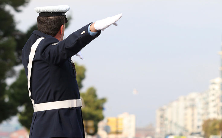 Ομαλοποιείται η κυκλοφορία στην περιφερειακή Θεσσαλονίκης μετά το φρικτό τροχαίο