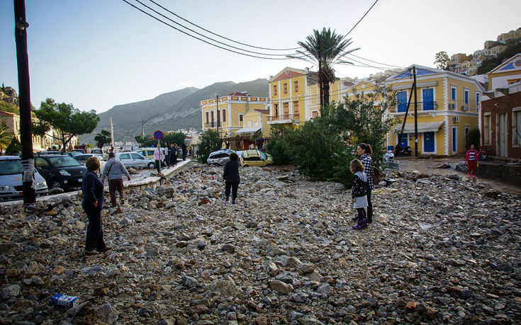 Εκτάκτως 2.000 κυβικά νερού στη Σύμη