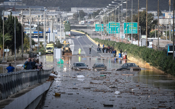 Άνοιξε τα χαράματα η νέα  εθνική οδός Αθηνών- Κορίνθου