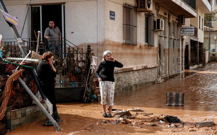 Βοήθεια από το δήμο Αθηναίων σε Μάνδρα και Νέα Πέραμο