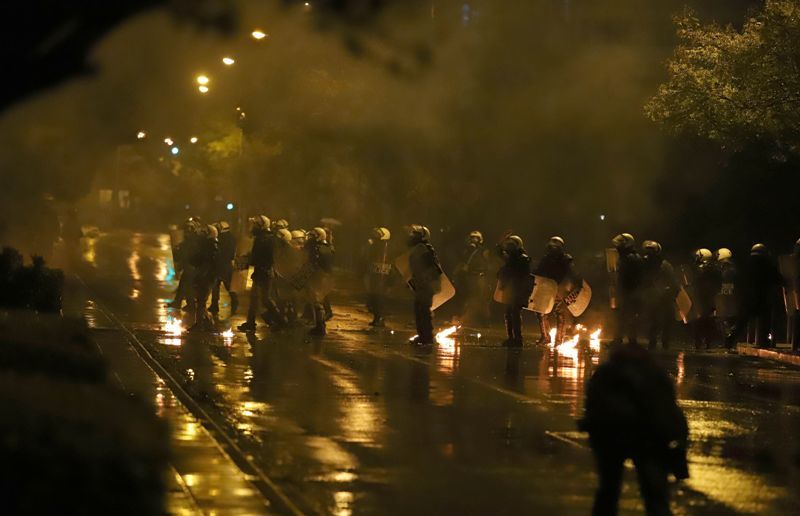 Συνελήφθησαν δύο 17χρονοι για τα επεισόδια στη Θεσσαλονίκη