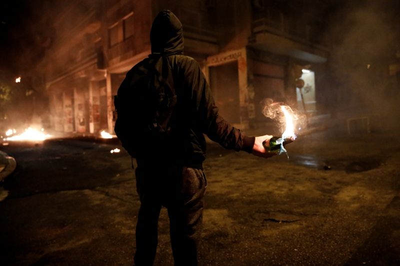 Συναγερμός για τους αναρχικούς που απειλούν να κάψουν την Αθήνα