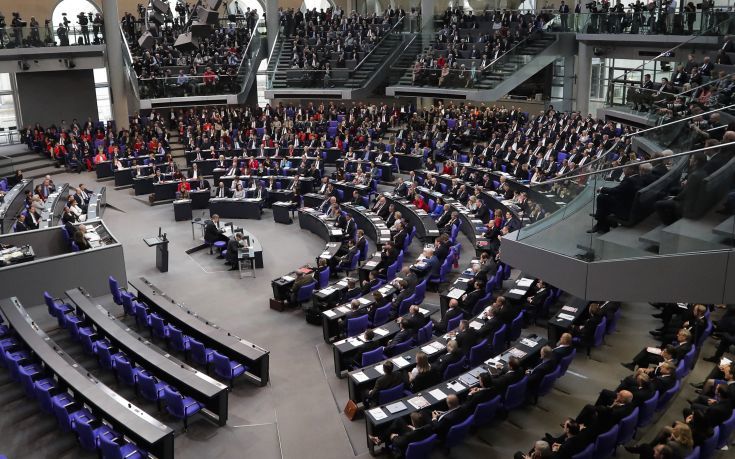 Πολιτικοί του SPD κατά του νέου συνασπισμού με το CDU στη Γερμανία