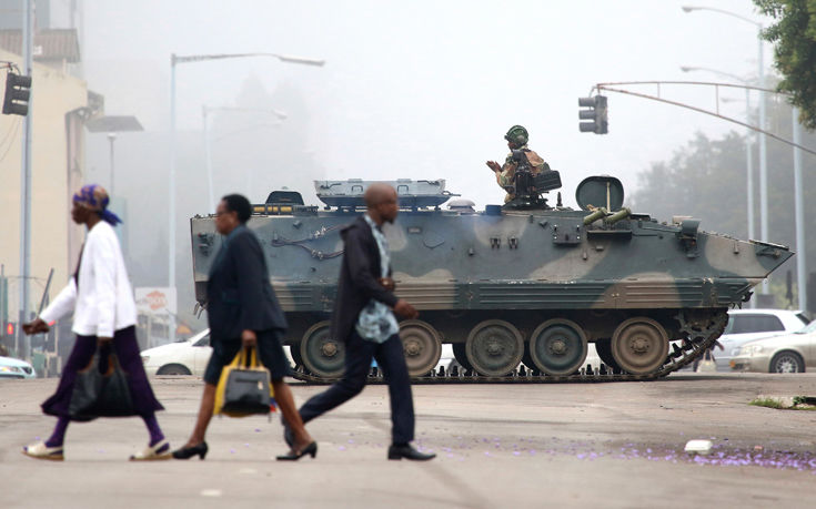 Ο στρατός πήρε την εξουσία στη Ζιμπάμπουε