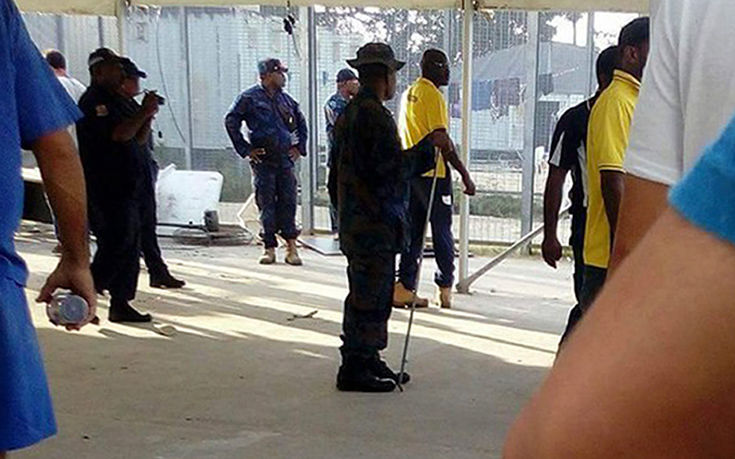 Επιχείρηση της αστυνομίας στο κέντρο κράτησης προσφύγων στην Παπούα Νέα Γουινέα
