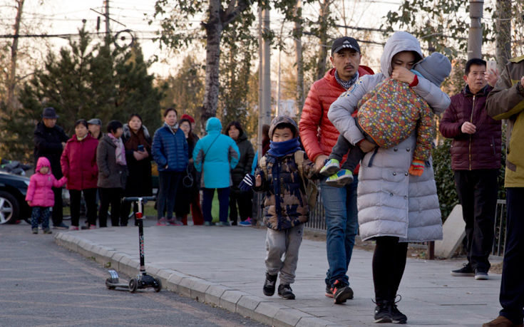 Σάλος στην Κίνα για παιδικό σταθμό που έκανε ενέσεις κι έδινε χάπια στα παιδιά