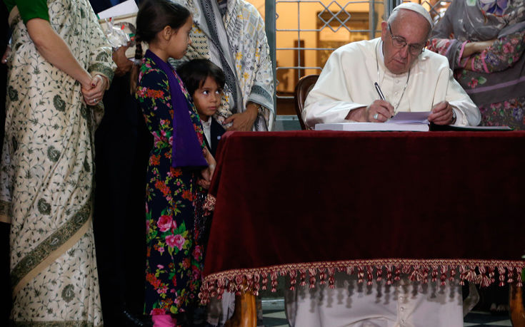 AP_17334435839251 AP_17334435839251