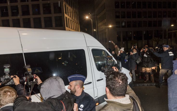 Ελεύθεροι υπό όρους ο Κάρλες Πουτζντεμόν και οι υπουργοί του