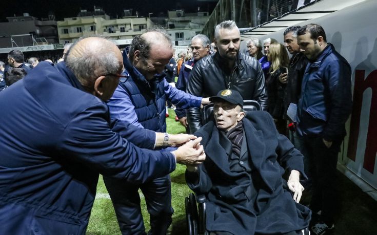 ÖÉËÉÊÏ ÁÃÙÍÁÓ "ÐÁÉÄÉÁ ÊÁÉ ÖÉËÏÉ ÅÕÃÅÍÅÉÏÕ ÃÊÅÑÁÑÍÔ" (ÖÙÔÏÃÑÁÖÉÁ: ÓÔÅÖÁÍÏÓ ÑÁÐÁÍÇÓ / EUROKINISSI)