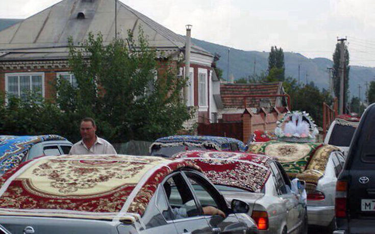 Οι Ρώσοι έχουν μια&#8230; μικρή αδυναμία στα χαλιά
