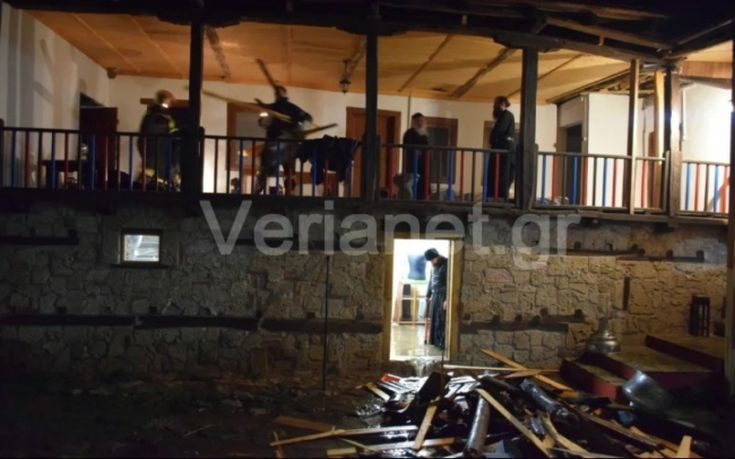 Βράχος καταπλάκωσε μοναχό μέσα στο κελί του