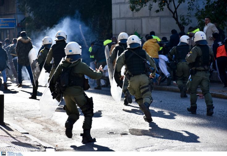 Ένταση μεταξύ Πακιστανών και οπαδών του ΠΑΟΚ στο κέντρο της Αθήνας