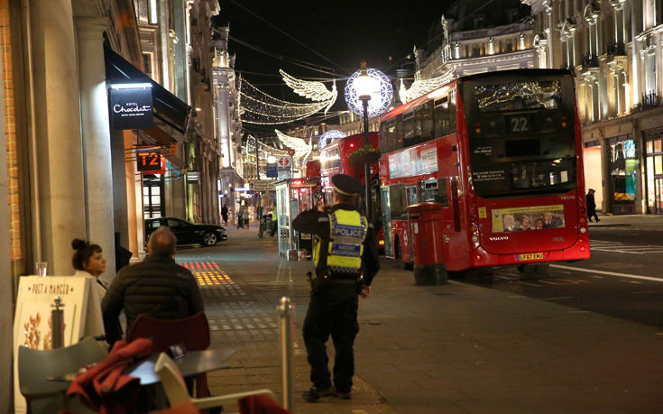 Δεν υπάρχουν προς το παρόν ενδείξεις για πυροβολισμούς στο Λονδίνο