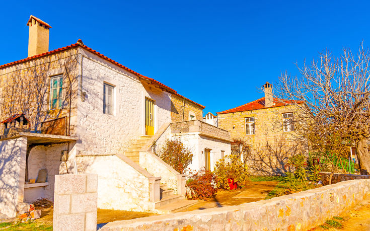 ΠΗΓΑΔΙ ΛΕΩΝΙΔΙΟ