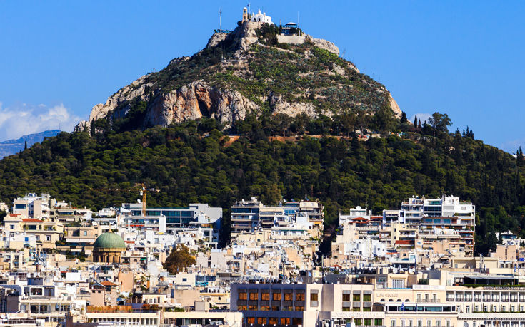 Στον δήμο Αθηναίων η διαχείριση του λόφου του Λυκαβηττού