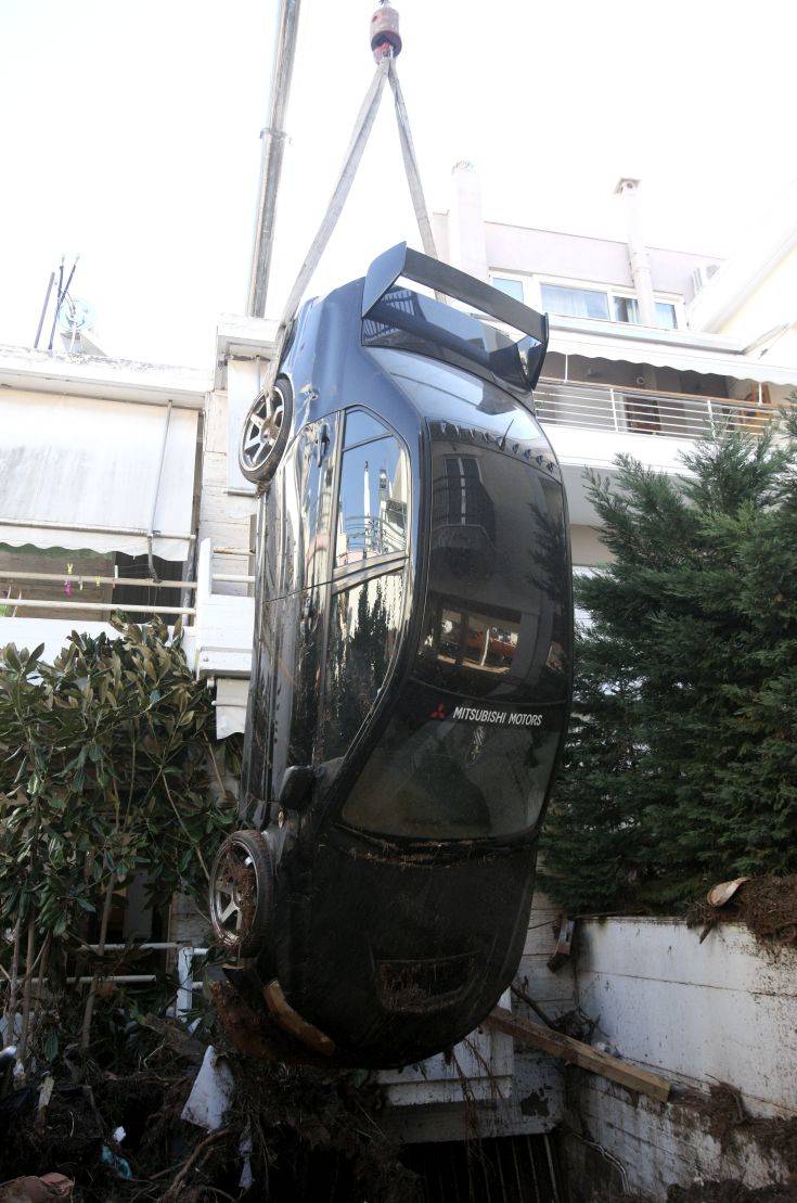 ÔÑÅÉÓ ÅÂÄÏÌÁÄÅÓ ÌÅÔÁ ÔÉÓ ÊÁÔÁÓÔÑÏÖÉÊÅÓ ÐËÇÌÌÕÑÅÓ ÓÔÇ ÌÁÍÄÑÁ ÁÔÔÉÊÇÓ ÊÁÉ ÏÉ ÐÑÏÓÐÁÈÅÉÅÓ ÁÐÏÊÁÔÁÓÔÁÓÇÓ ÔÙÍ ÆÇÌÉÙÍ ÓÕÍÅ×ÉÆÏÍÔÁÉ ÔÑÅÉÓ ÅÂÄÏÌÁÄÅÓ ÌÅÔÁ ÔÉÓ ÊÁÔÁÓÔÑÏÖÉÊÅÓ ÐËÇÌÌÕÑÅÓ ÓÔÇ ÌÁÍÄÑÁ ÁÔÔÉÊÇÓ ÊÁÉ ÏÉ ÐÑÏÓÐÁÈÅÉÅÓ ÁÐÏÊÁÔÁÓÔÁÓÇÓ ÔÙÍ ÆÇÌÉÙÍ ÓÕÍÅ×ÉÆÏÍÔÁÉ