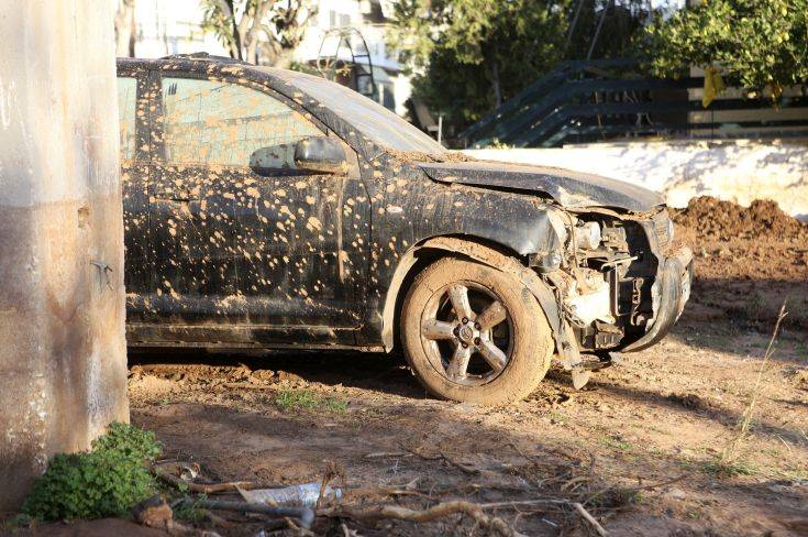 ÔÑÅÉÓ ÅÂÄÏÌÁÄÅÓ ÌÅÔÁ ÔÉÓ ÊÁÔÁÓÔÑÏÖÉÊÅÓ ÐËÇÌÌÕÑÅÓ ÓÔÇ ÌÁÍÄÑÁ ÁÔÔÉÊÇÓ ÊÁÉ ÏÉ ÐÑÏÓÐÁÈÅÉÅÓ ÁÐÏÊÁÔÁÓÔÁÓÇÓ ÔÙÍ ÆÇÌÉÙÍ ÓÕÍÅ×ÉÆÏÍÔÁÉ ÔÑÅÉÓ ÅÂÄÏÌÁÄÅÓ ÌÅÔÁ ÔÉÓ ÊÁÔÁÓÔÑÏÖÉÊÅÓ ÐËÇÌÌÕÑÅÓ ÓÔÇ ÌÁÍÄÑÁ ÁÔÔÉÊÇÓ ÊÁÉ ÏÉ ÐÑÏÓÐÁÈÅÉÅÓ ÁÐÏÊÁÔÁÓÔÁÓÇÓ ÔÙÍ ÆÇÌÉÙÍ ÓÕÍÅ×ÉÆÏÍÔÁÉ