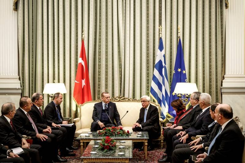Τι ορίζει το πρωτόκολλο για τη συζήτηση ξένου ηγέτη με τον Πρόεδρο της Δημοκρατίας