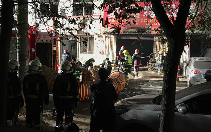 Πέντε νεκροί στο Πεκίνο από φωτιά σε χώρο όπου φορτίζονταν ηλεκτρικά ποδήλατα