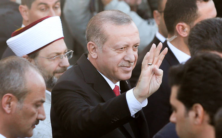 Ο Ερντογάν κόβει τη λέξη «Τουρκία» από όσους τον επικρίνουν