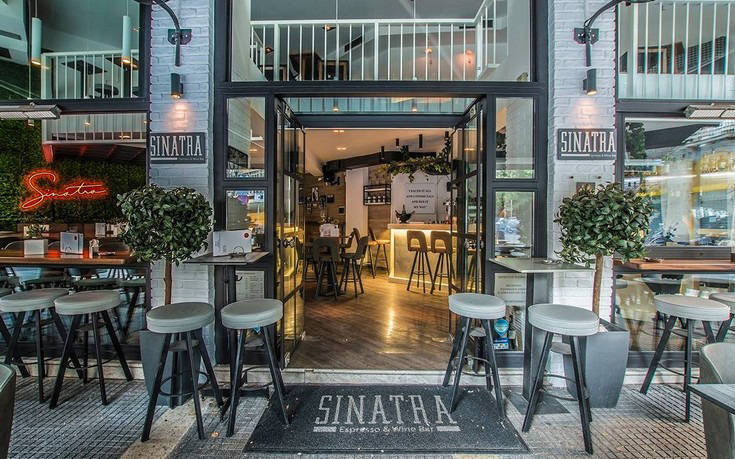 Sinatra, ένα αυθεντικό espresso wine bar στην καρδιά της Θεσσαλονίκης