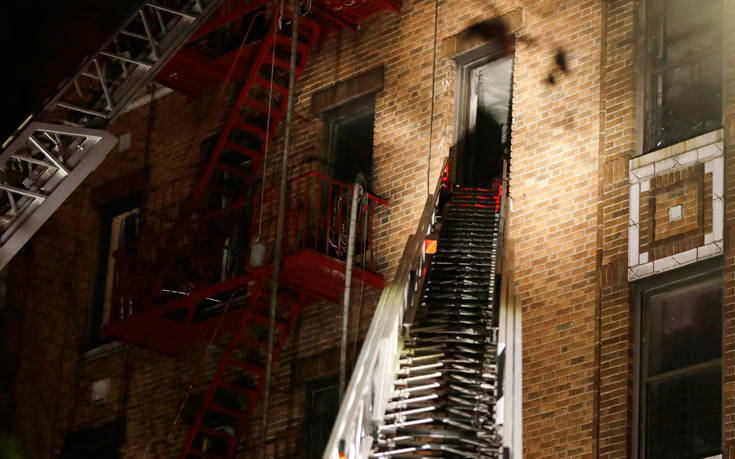 Τέσσερα παιδιά ανάμεσα στους νεκρούς της πυρκαγιάς στη Νέα Υόρκη
