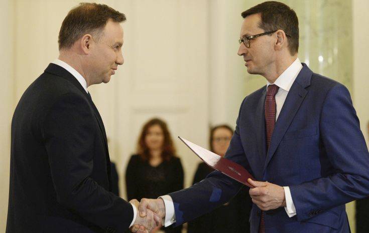 Ορκίστηκε νέος πρωθυπουργός της Πολωνίας o Ματέους Μοραβιέτσκι