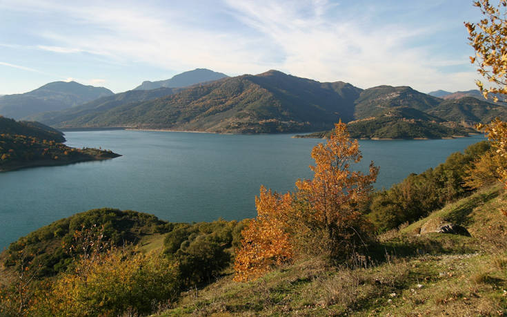 ΛΙΜΝΗ ΜΟΡΝΟΥ