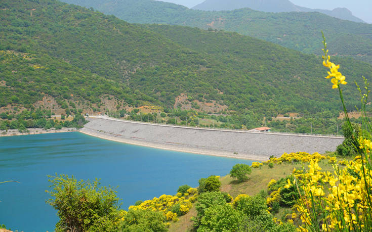 ΛΙΜΝΗ ΜΟΡΝΟΥ