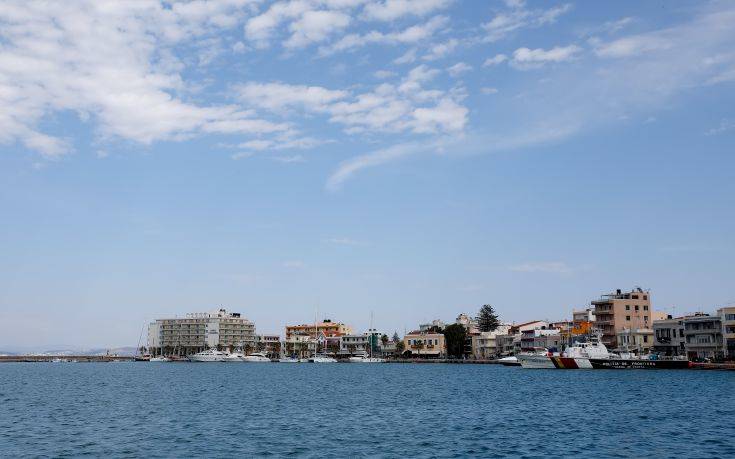 Αφγανός έσωσε τυφλούς Τούρκους που έπεσαν στο λιμάνι της Χίου