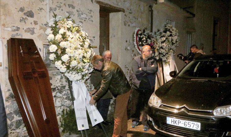 ÓÅ ËÁÉÊÏ ÐÑÏÓÊÕÍÇÌÁ Ç ÓÏÑÏÓ ÔÏÕ ÅÕÃÅÍÉÏÕ ÃÊÅÑÁÑÍÔ ÓÔÏ ÓÐÉÔÉ ÔÏÕ ÓÔÇÍ ÅËÉÁ ÇÑÁÊËÅÉÏÕ