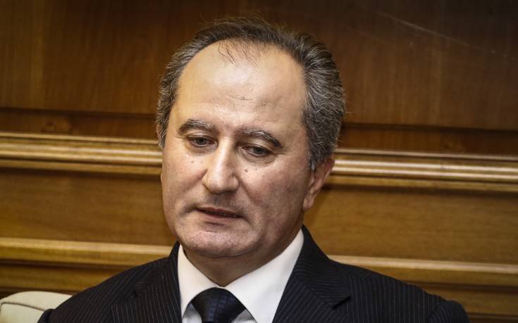 Ο ΣΥΡΙΖΑ στηρίζει τον Σταύρο Μαλά στην Κύπρο