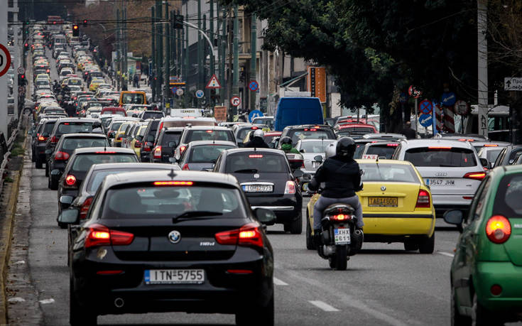 Πιθανή, αλλά όχι σίγουρη, η παράταση για τα τέλη κυκλοφορίας