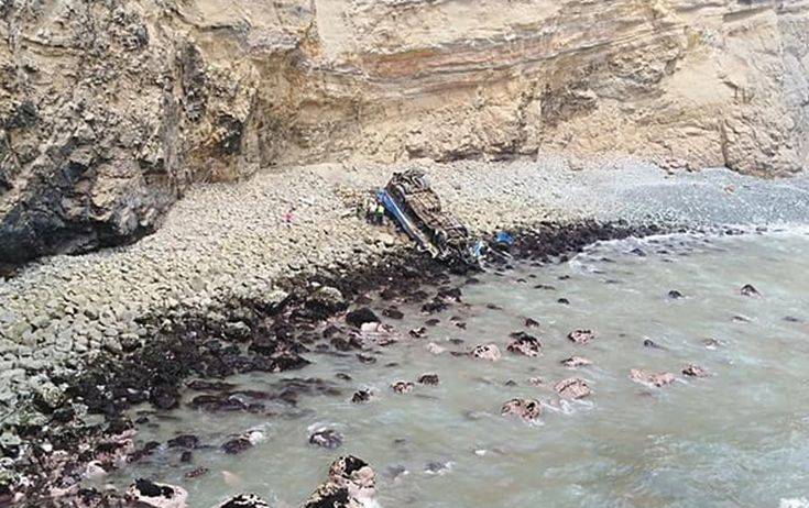 Λεωφορείο έπεσε σε χαράδρα στο Περού, 25 άνθρωποι σκοτώθηκαν