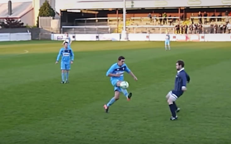 Πέντε λεπτά με απολαυστικά ποδοσφαιρικά κόλπα και ντρίπλες