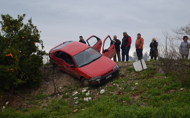 Έκλεψαν αυτοκίνητο και μπούκαραν σε επιχειρήσεις