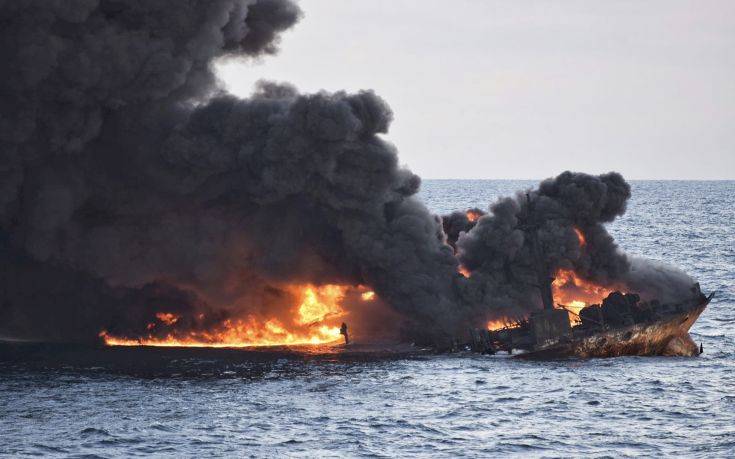 Διαρροή πετρελαίου στην Ιαπωνία από βυθισμένο δεξαμενόπλοιο