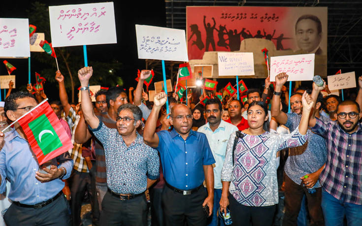 ΜΑΛΔΙΒΕΣ ΜΑΛΔΙΒΕΣ